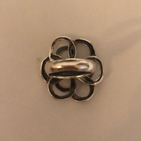 Silpada R2784 Sterling Silver Flower Power Ring 6 1960's Mod - Picture 2 of 6